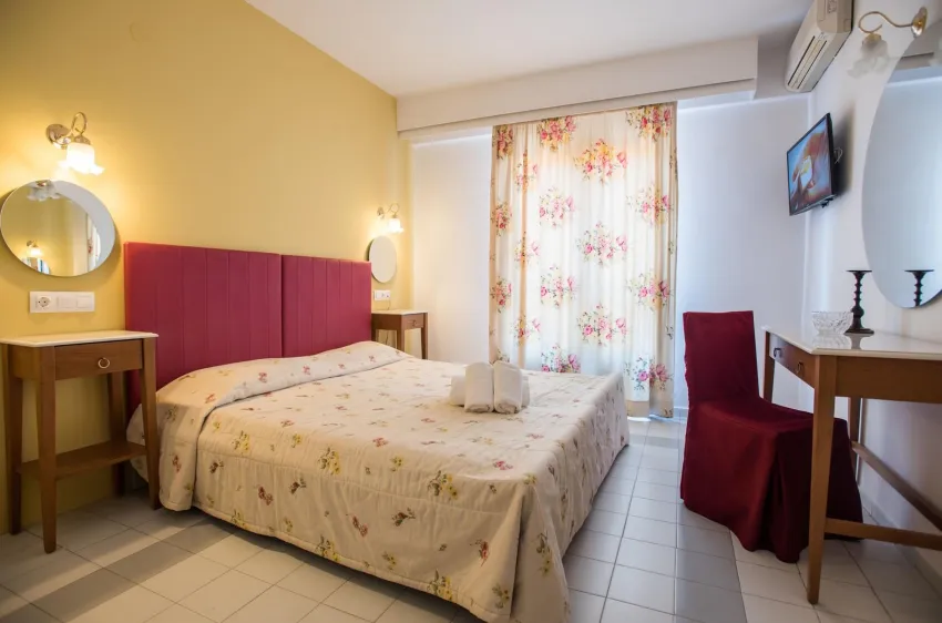 Nami Hotel & Suites 4*-12