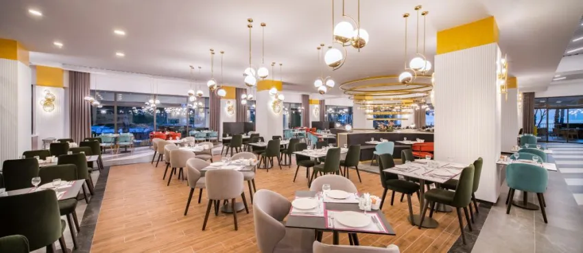 GRAVEL HOTELS SELECT  5*-38
