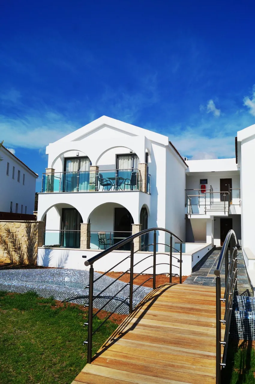 Latchi Escape Hotel & Suites 4*-4