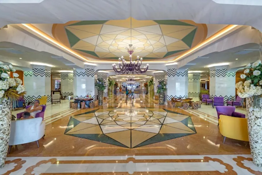 Royal Taj Mahal 5*-60