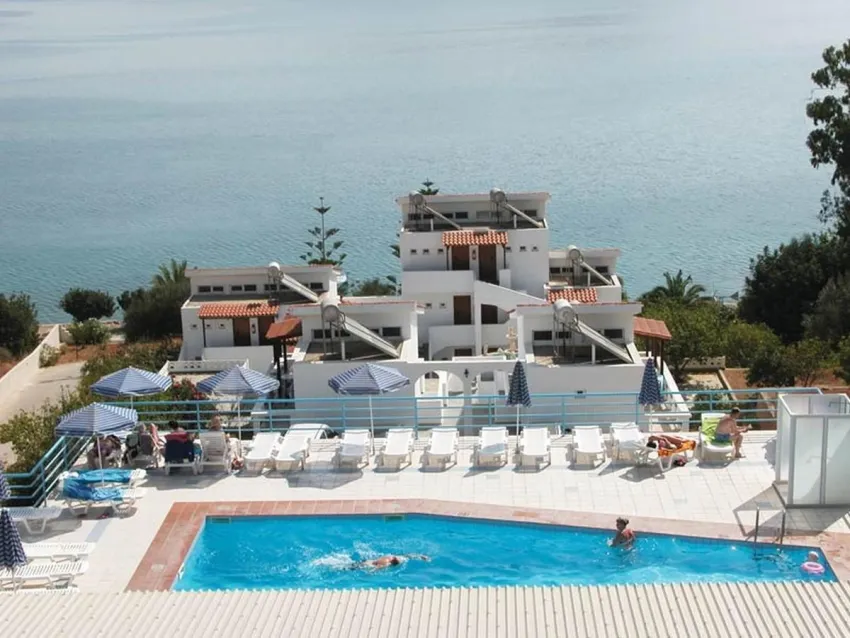 Tasmania Village 2*-3