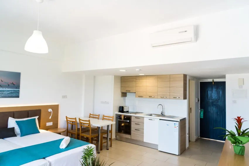 Helios Bay Hotel Apartments 3*-8