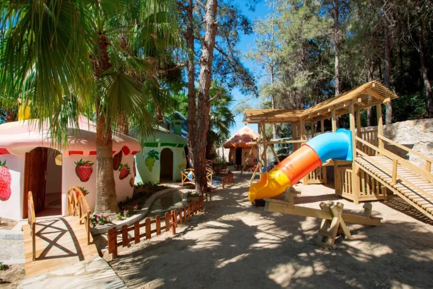 MIAROSA INCEKUM BEACH  5*-17