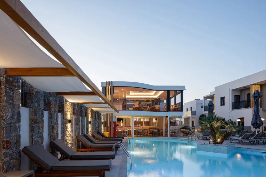 Golden Bay Hotel And Bungalows 4*-10