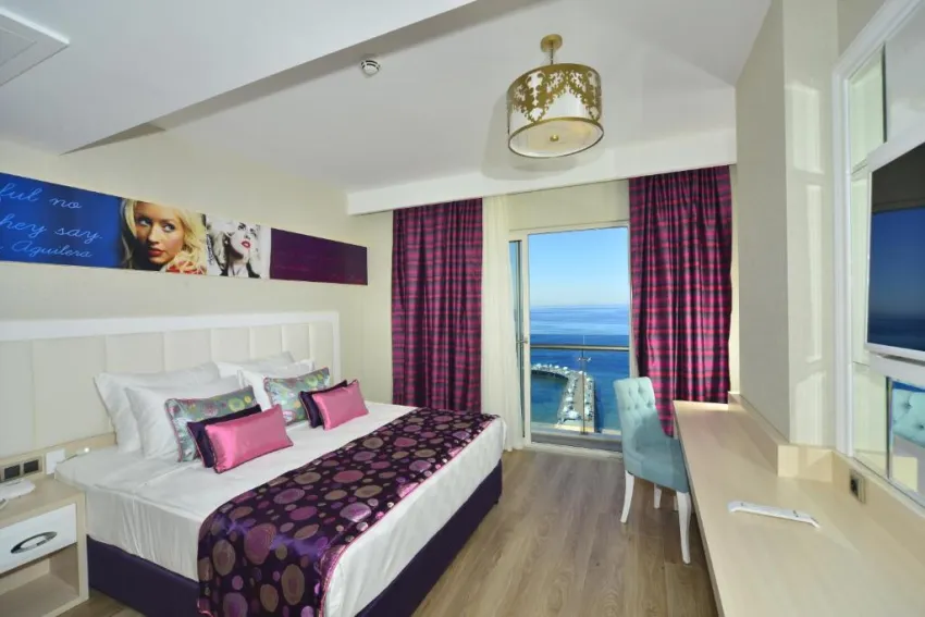 AZURA DELUXE RESORT & SPA HOTEL  5*-20