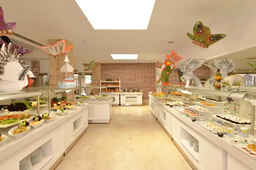 LUCIDA BEACH HOTEL  5*-3