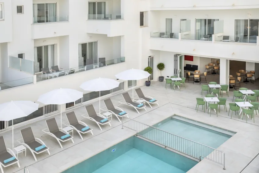 Aparthotel Marina Drach 4*-1