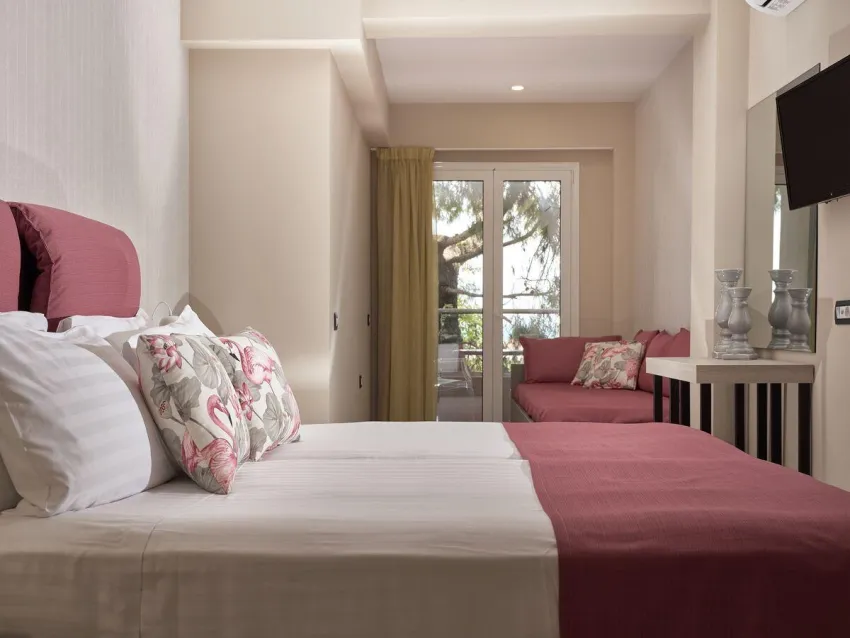 Koukounaria Hotel and Suites 4*-30