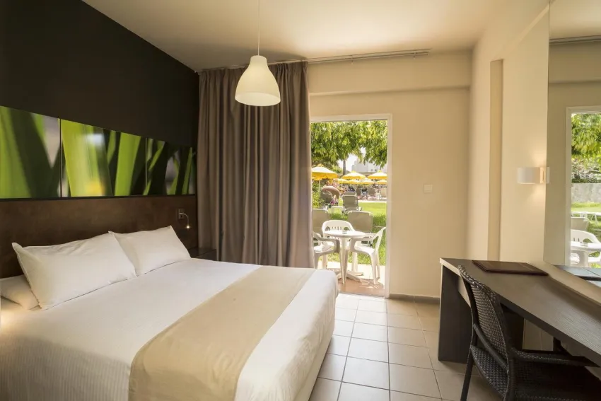 Mayfair Gardens 4*-26