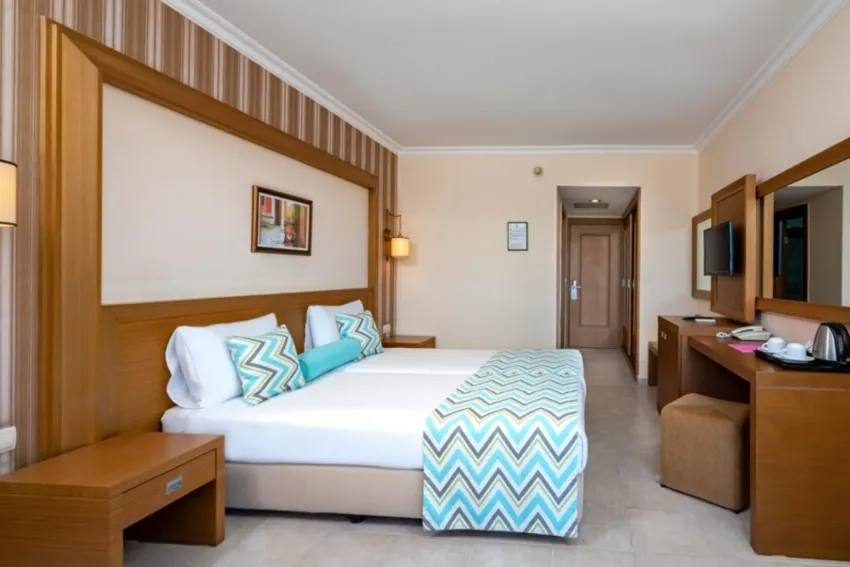 Iz Flower Side Beach Hotel 4*-15