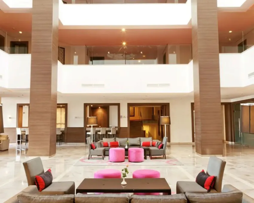 ROSA BEACH THALASSO & SPA  4*-42