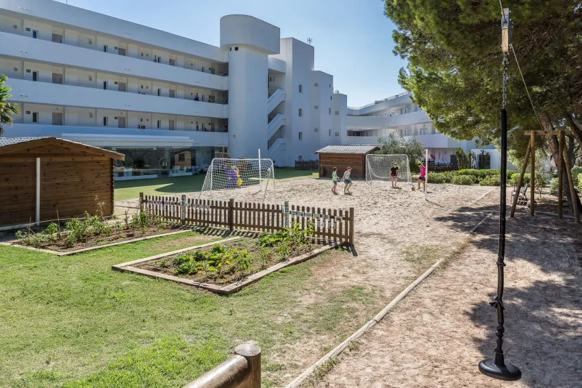 Fergus Cala Blanca Suites 4*-21