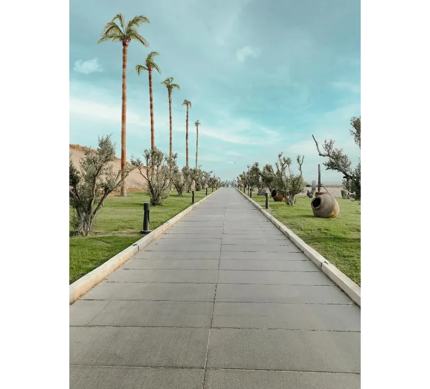 LIU RESORTS  5*-21