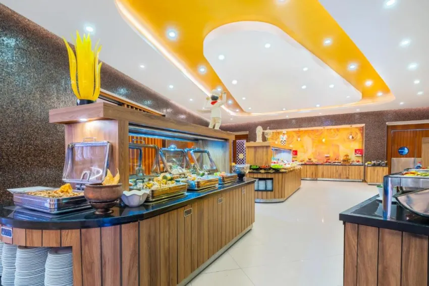 MICHELL HOTEL (ADULTS ONLY 16+)  5*-6