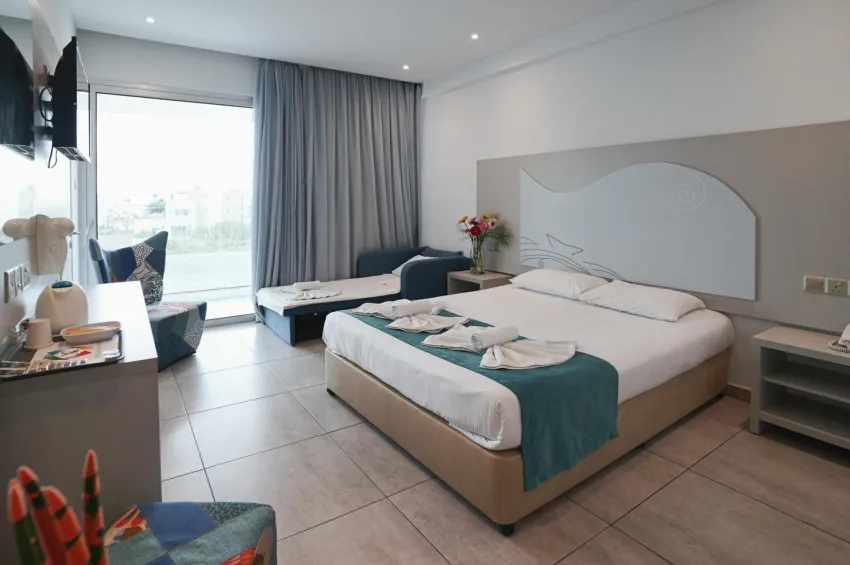 Nicholas Color 3*-12