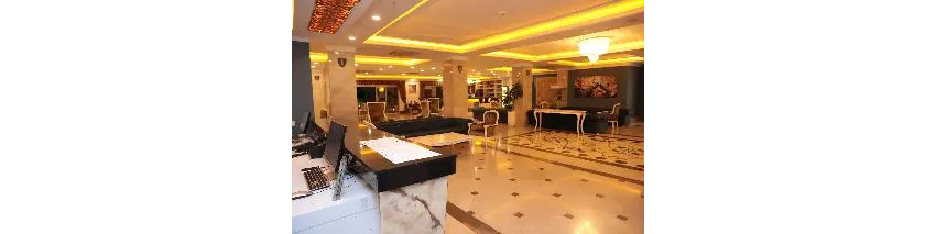 La Perla Hotel 4*-92