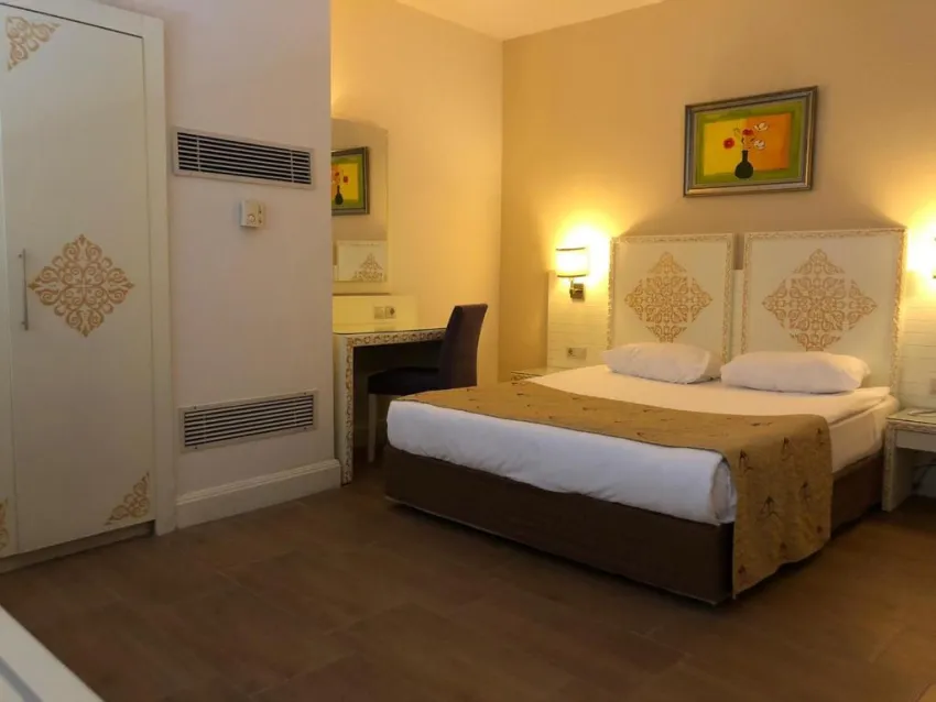 Crystal Admiral Resort Suites 5*-9