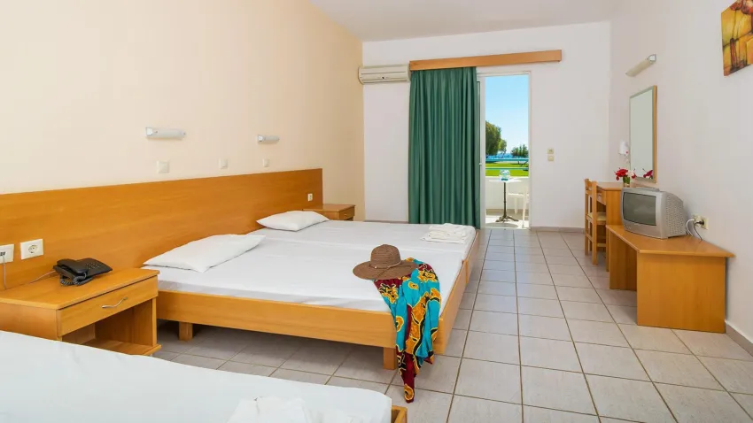 Stafilia Beach 3*-15