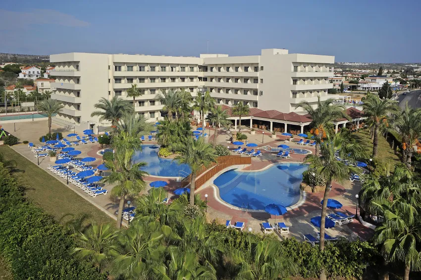 Nissiana Hotel and Bungalows 3*-2