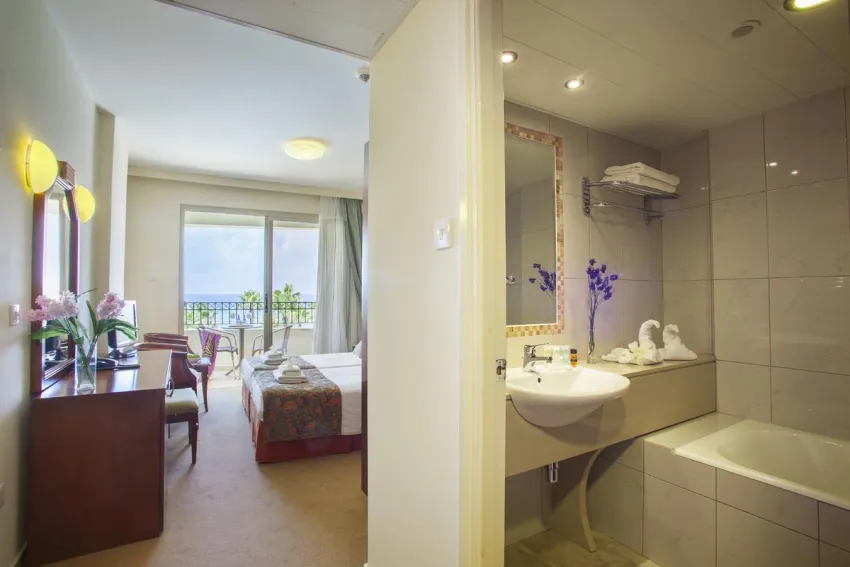 Aquamare Beach Hotel & Spa 4*-19