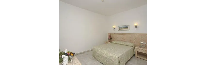 Sinatra Hotel 4*-17