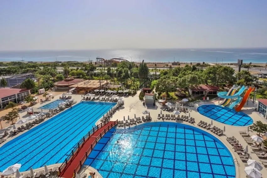 CASA FORA BEACH RESORT  5*-20