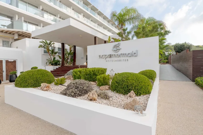 Napa Mermaid Hotel & Suites 4*-4