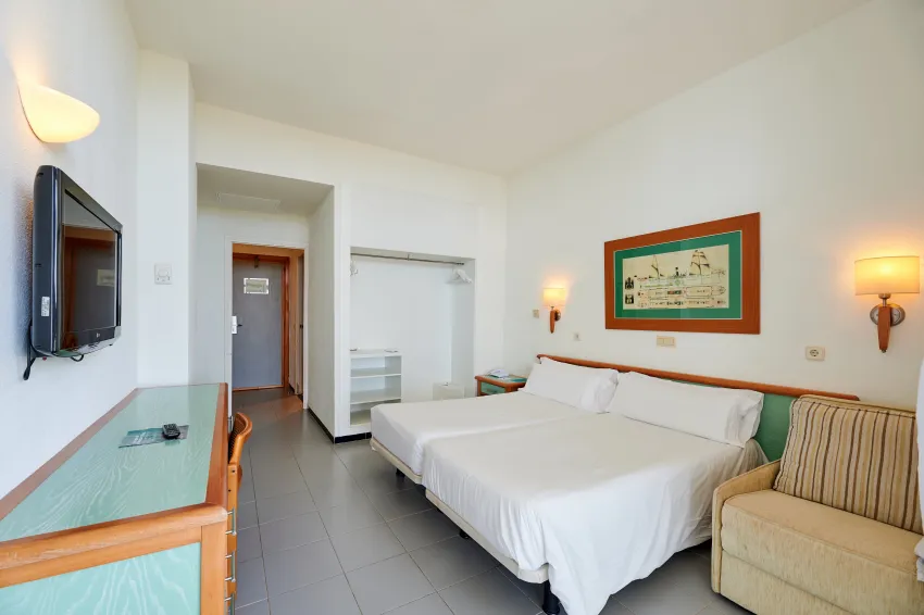 AluaSun Cala Antena 3*-85