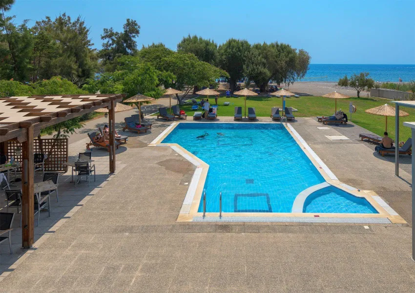 Stafilia Beach 3*-18