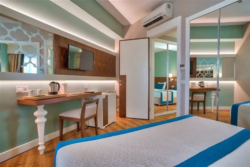 SEASHELL VEGA HOTEL (EX. SIDE CROWN SUNSHINE)  5*-10