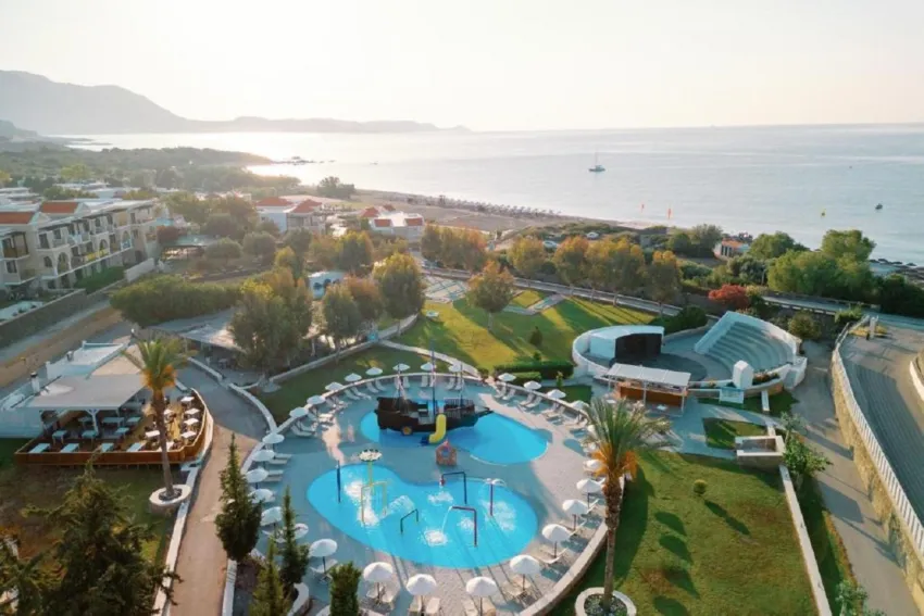 Kiotari Miraluna Beach Resort 4*-1