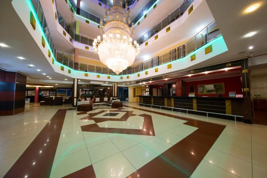 FIRST CLASS HOTEL  5*-10