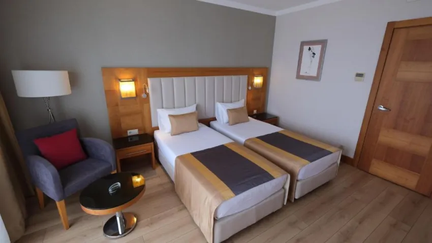 SUNLAND RESORT KEMER (EX. IMPERIAL SUNLAND HOTEL)  5*-10