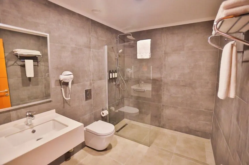 Caddem Inn Hotel -24