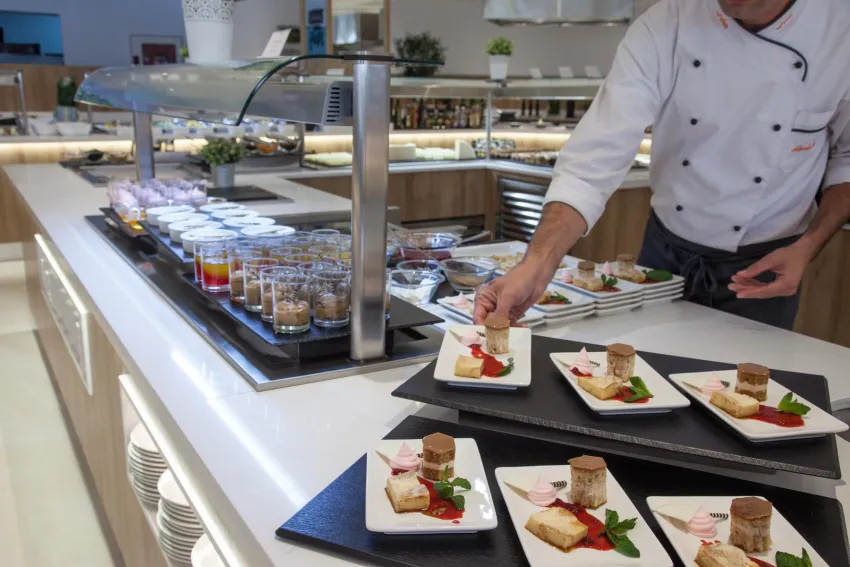 Zafiro Palmanova 4*-12