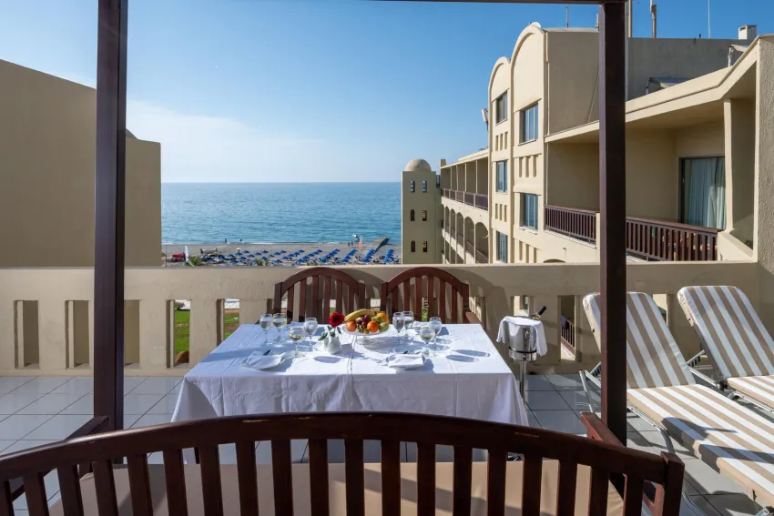 Aquila Rithymna Beach 5*-10