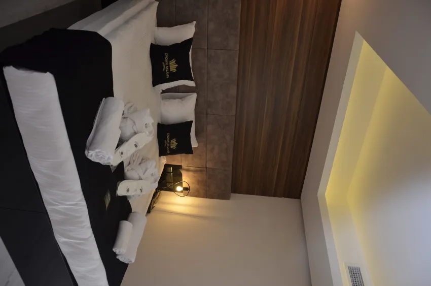 Crown Salamis Hotel 4*-17