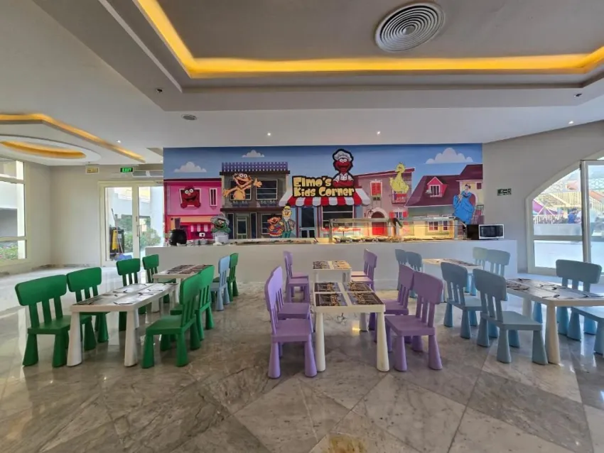 SEVEN SEAS JOLIE BAY  5*-24