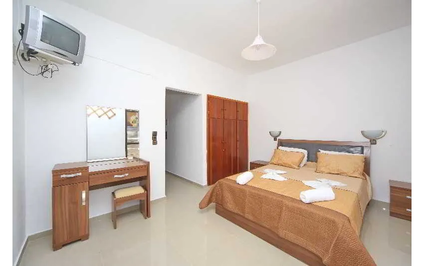 Maria Apartments 3*-9