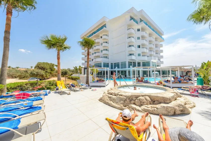 Tasia Maris Sands Adults Only 4*-8