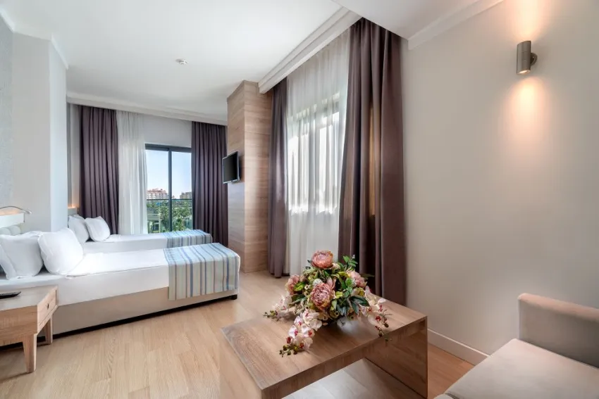 ORFEUS QUEEN HOTEL  4*-11