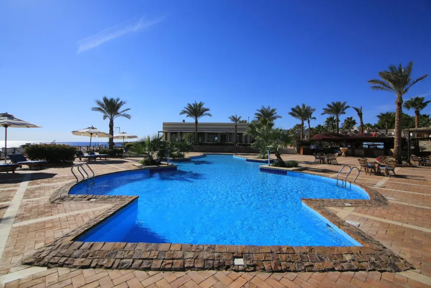 Club Reef Resort 4*-8