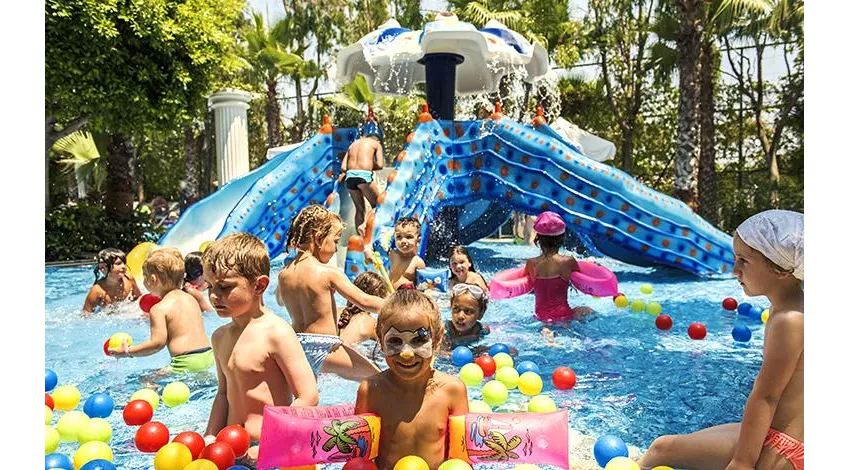 DELPHIN PALACE HOTEL  5*-7