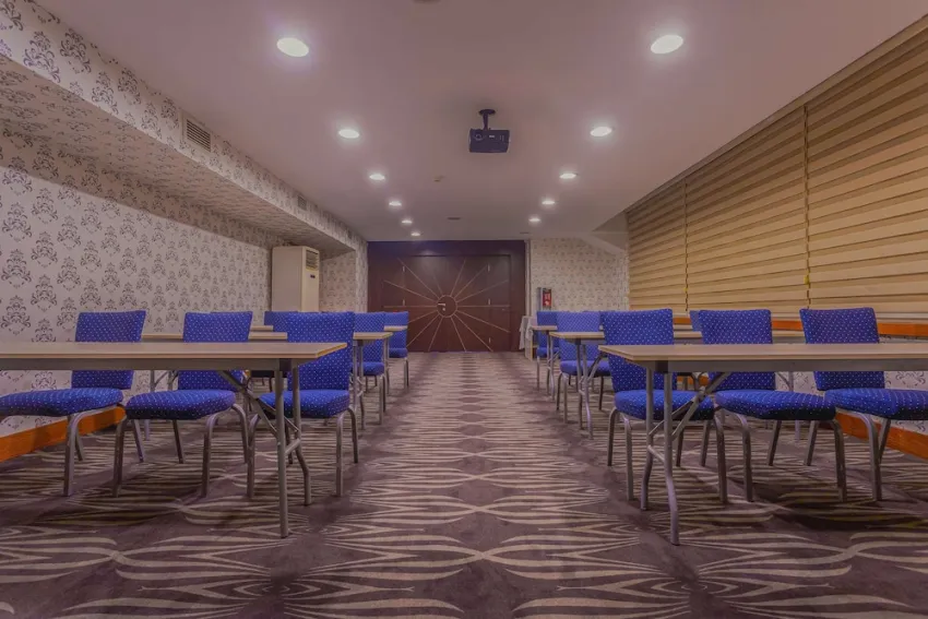 Best Western Plus Khan 4*-125