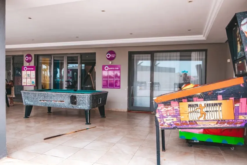 ROSA BEACH THALASSO & SPA  4*-12