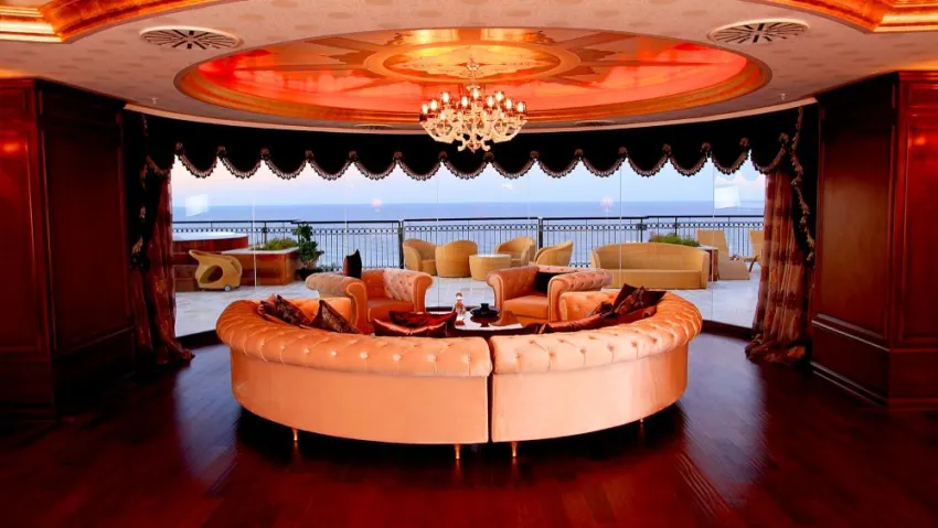 CRATOS PREMIUM HOTEL & CASINO & SPA  5*-64