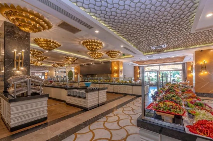 PORT RIVER HOTEL & SPA  5*-60