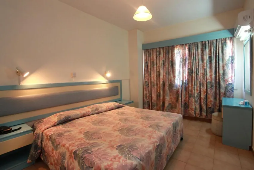 Makronisos Village 4*-12