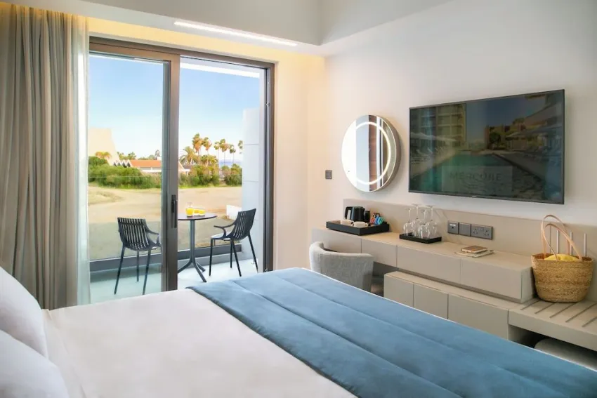 Mercure Larnaca Beach Resort 4*-3