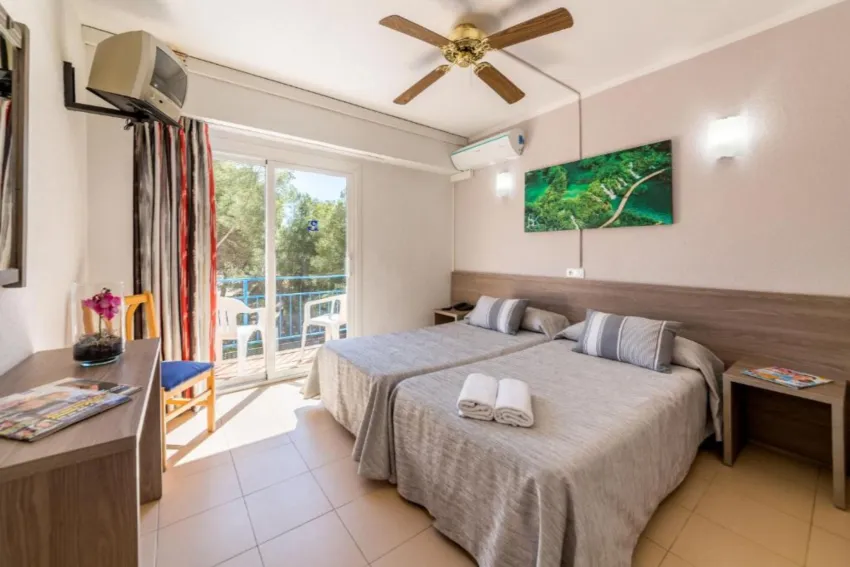 Costa Mediterraneo 2*-17